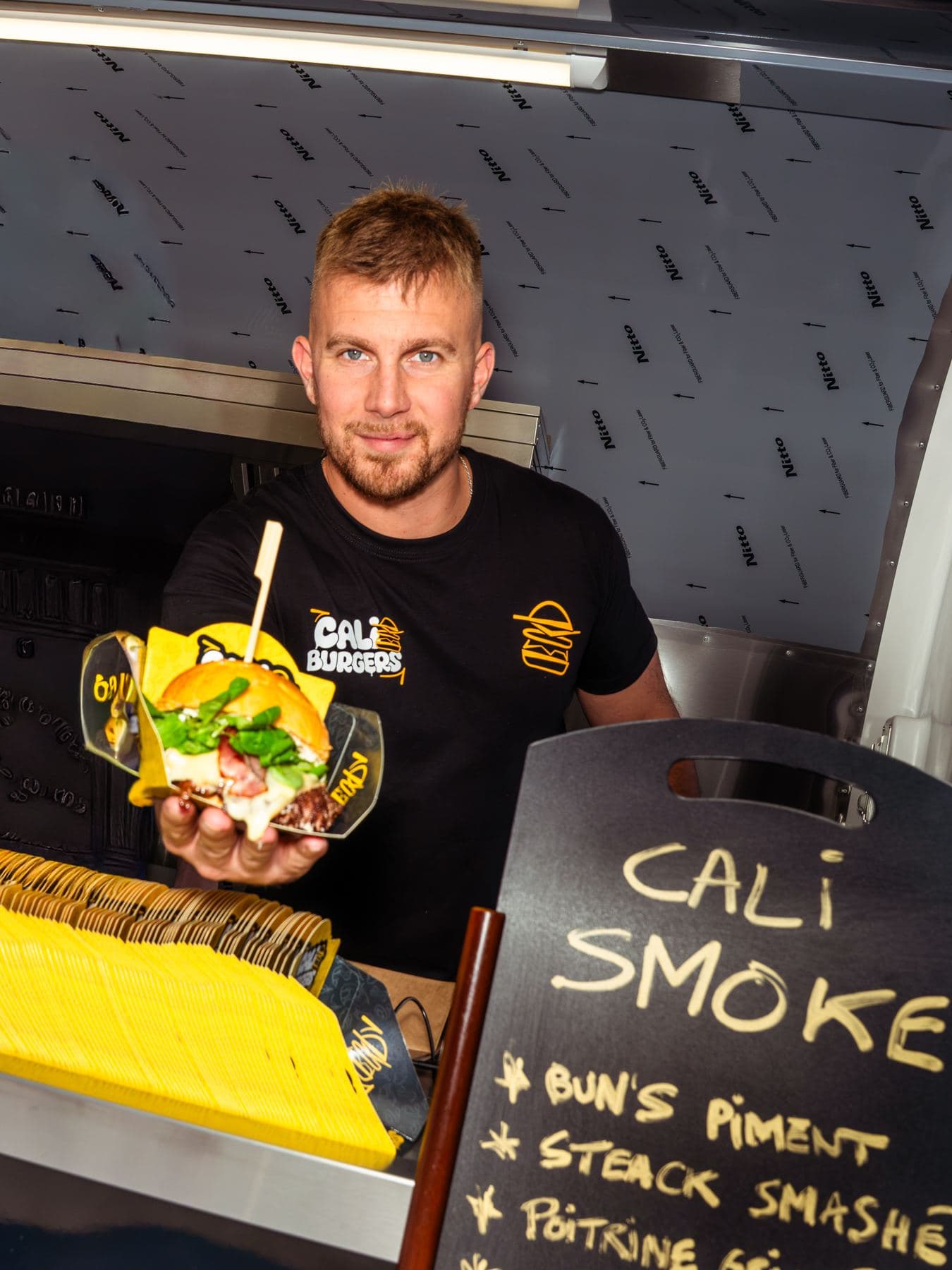 Food truck hamburger: l’hamburger fatto in casa di Cali Smoke
